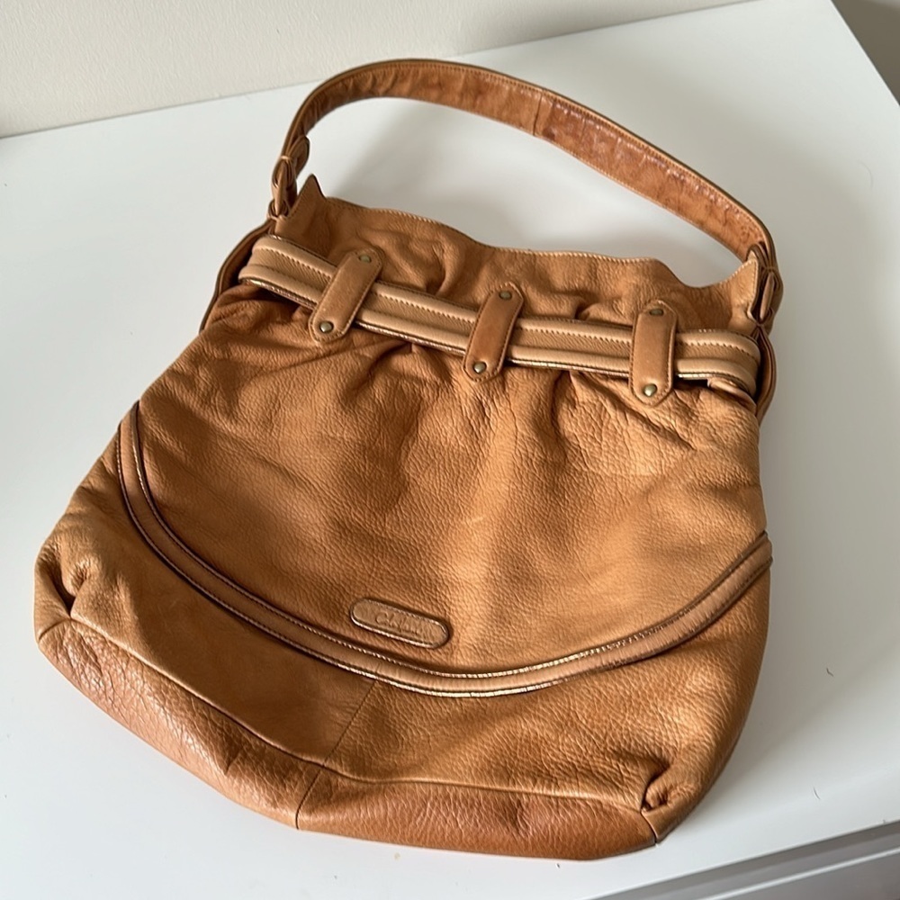 Cole Haan vintage leather camel carry bag in exceptional condition!
